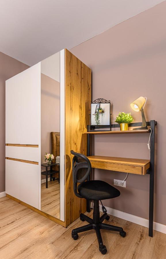 Schei Gate Apartment Brasov Exterior photo